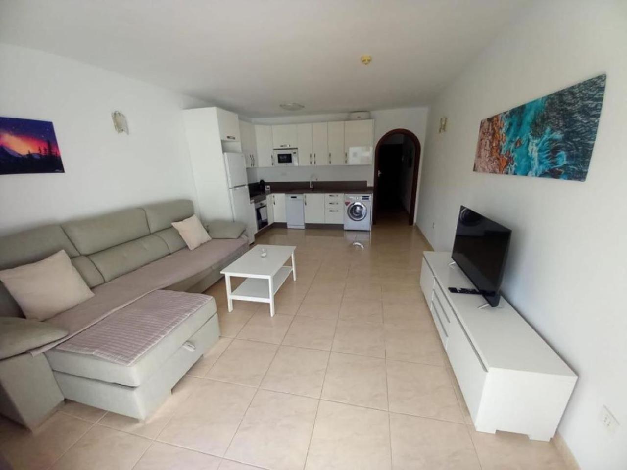Victoria Court 2 - Lovely Apartment 65 Los Cristianos  Eksteriør bilde