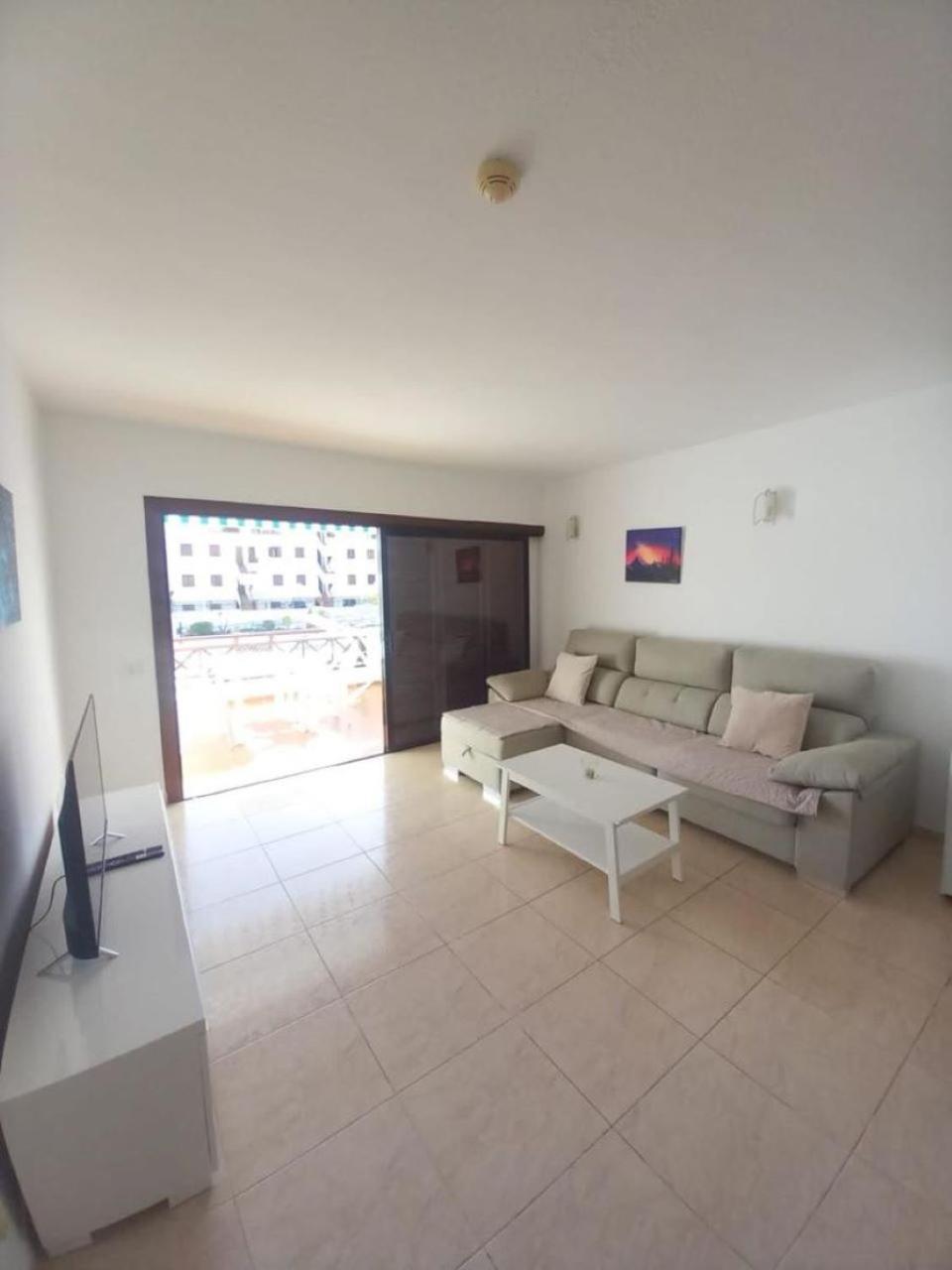 Victoria Court 2 - Lovely Apartment 65 Los Cristianos  Eksteriør bilde